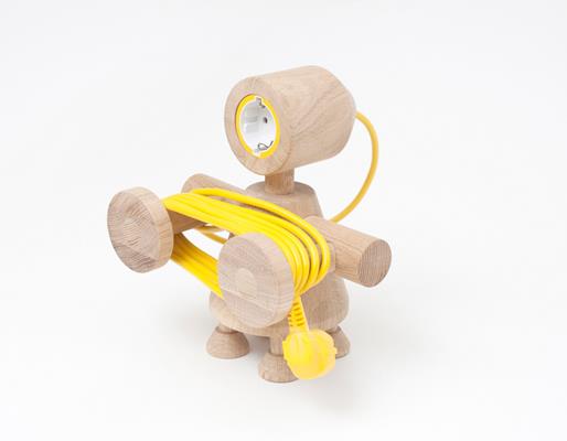 Little Wooden Robots as Daily Objects - Photo 1